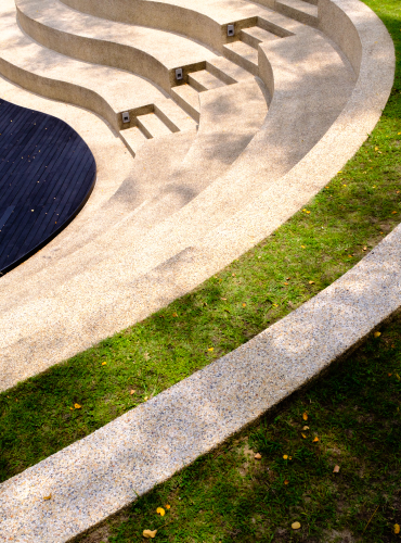 Thousand Palms - Amphitheatre 